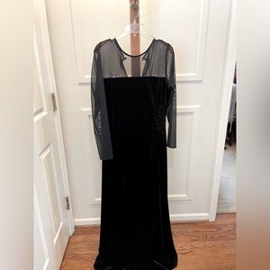 Talbots Black Velvet Evening Gown Mesh Sleeve Formal Dress Size 14